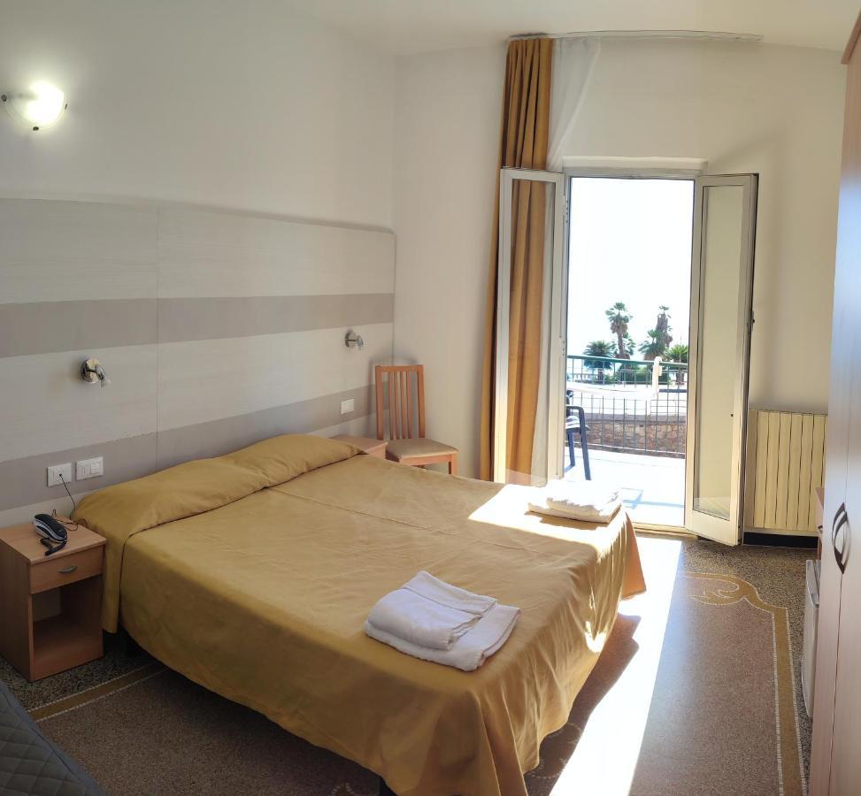 Hotel Villa Costa Celle Ligure Extérieur photo