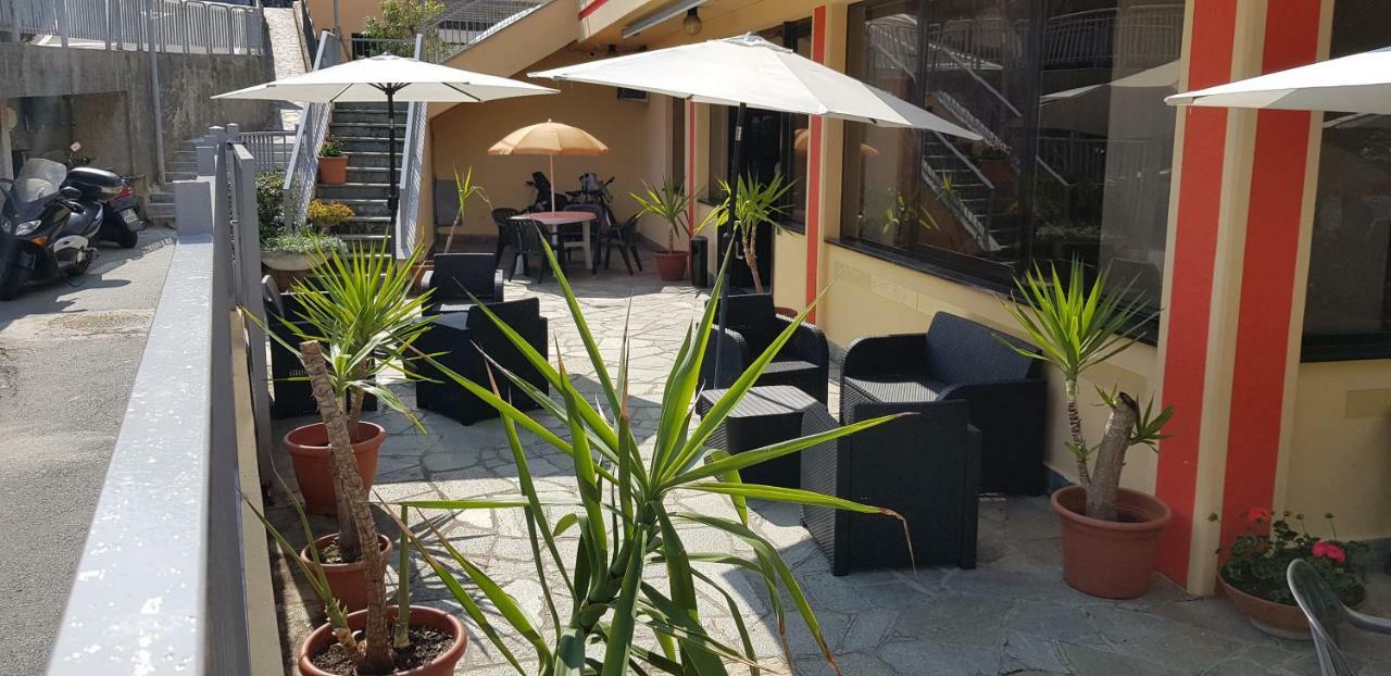 Hotel Villa Costa Celle Ligure Extérieur photo
